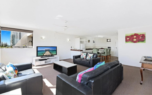 Broadbeach Travel Inn Apartments