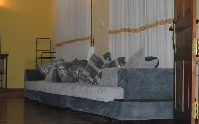 Elegante The Villa