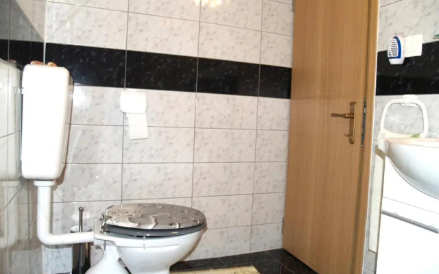 One Bedroom Apartment Alma, Sleeps 4