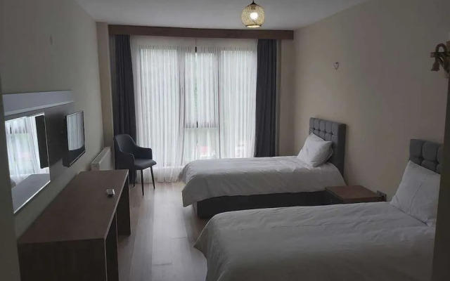 Alya Teras Otel