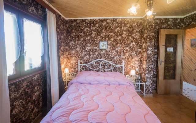 Quaint Holiday Home In Girmont-Val-d'Ajol with Private Terrace