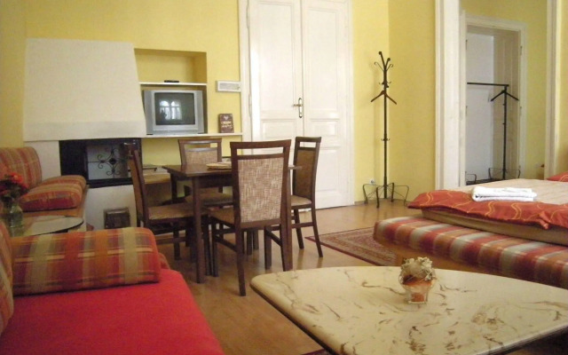 Apartments Historical Centre
