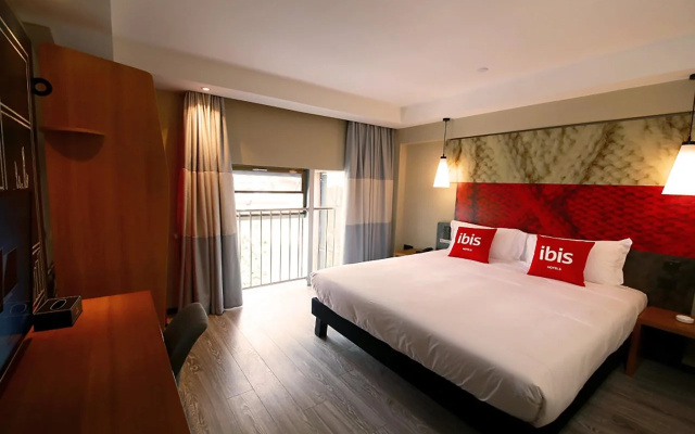 Ibis Suining Hotel