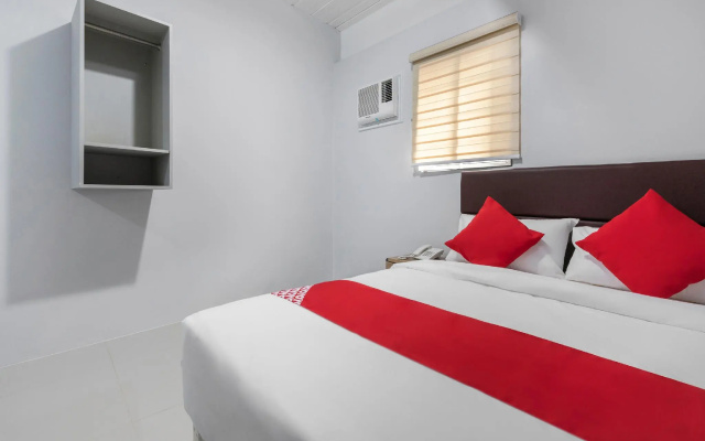 OYO 515 Finnex Hotel (Vaccinated Staff)