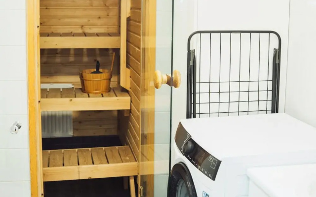 Cozy 2 Room Apartment With a Private Sauna!