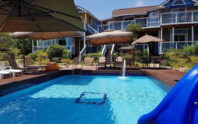 Adellna Pension