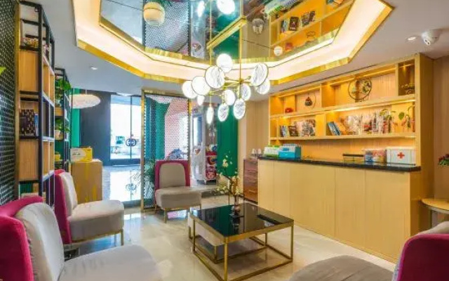 5.0 Joseph 3D Movie Hotel (Yuhuan Wuyue Plaza)