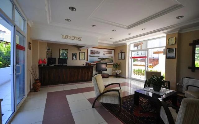 Cunda Ezer Otel
