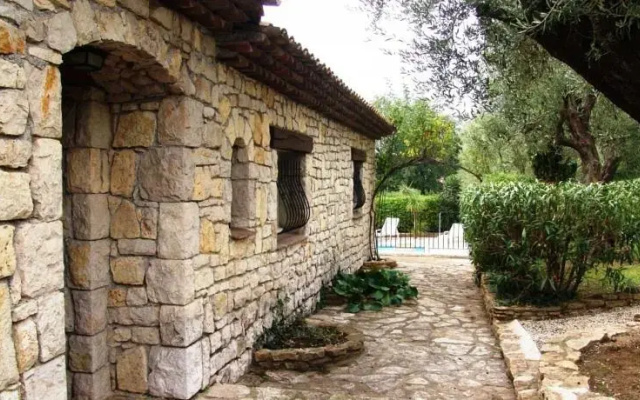 Mas du Moustier