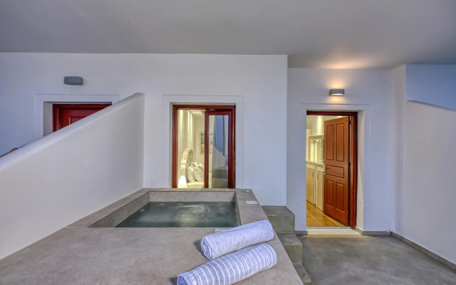 Splendour Hotel and Suites