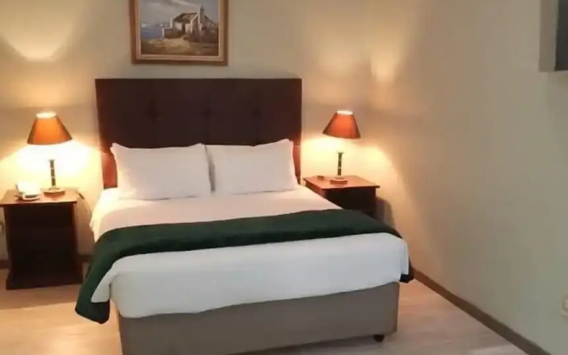 Brondesbury Park Hotel