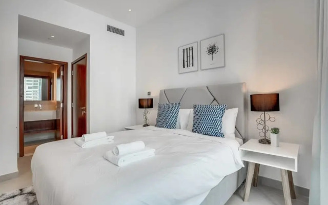 Newly Furnished Apartment in Marina Gate 2