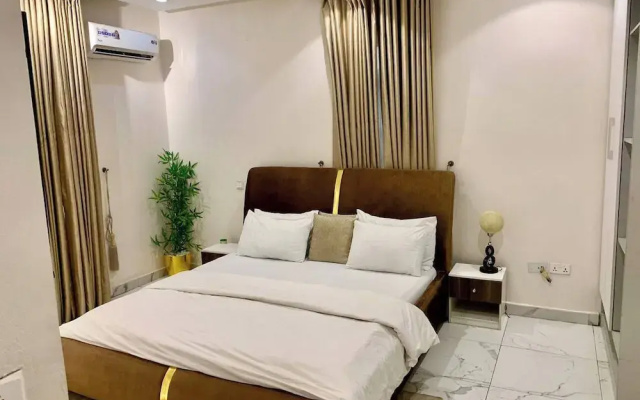 Royal Court Apartment