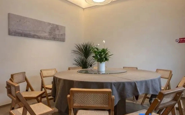Qianshan Backyard Homestay (Zhinanshan)