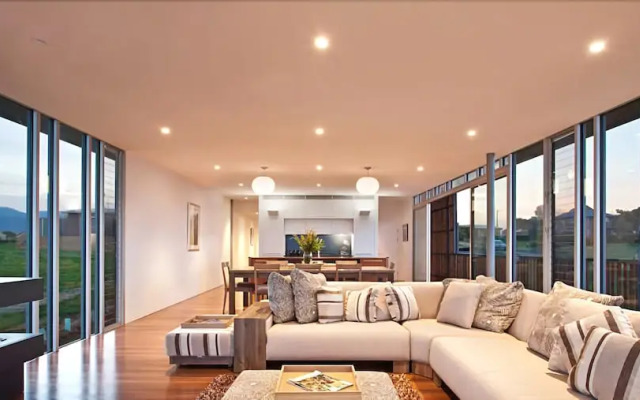 Ocean Retreat