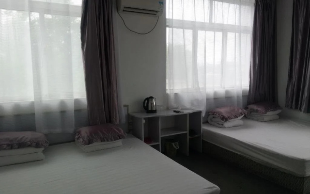 Xinxing Springwater Seafood Resort