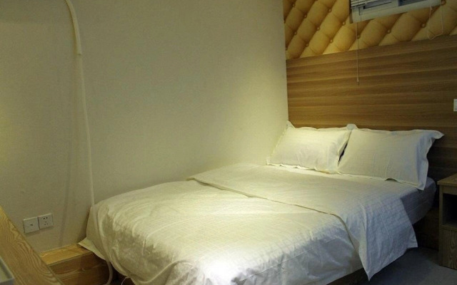 Youth Star Express Hotel