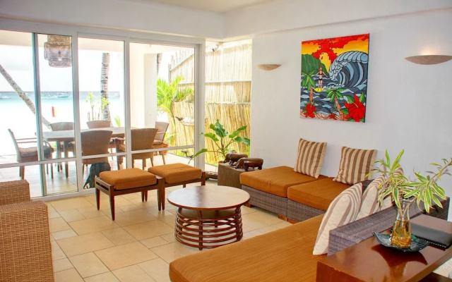 Mayumi Beach Villa