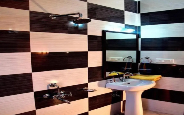Aditya Home Stay by FabHotels