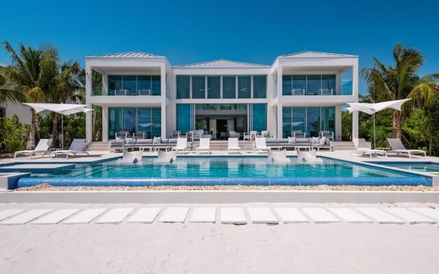 Отель Grace Bay Club вид на фасад