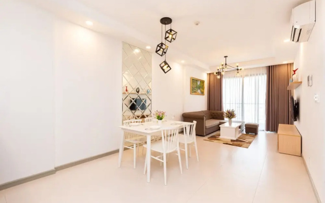 Mino Lee Apartment