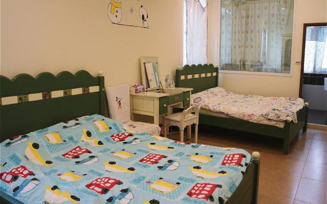 Phd's Guest House I