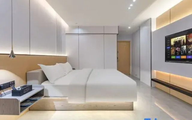 Guangzhou Fengzhihuang Hotel (Xintang Subway Station)