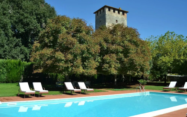 Modern Apartment in San Giusto Italy With Pool