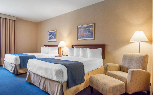 Spark by Hilton Montreal Brossard