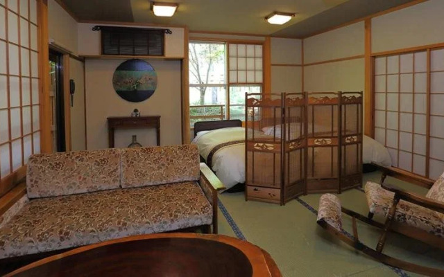 Petit Hotel C'est La Vie