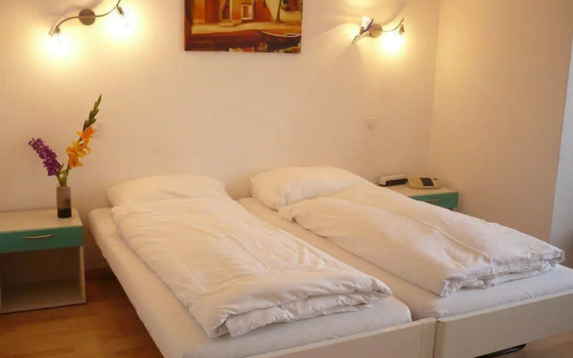 Hotel Grischunata Weiss Kreuz