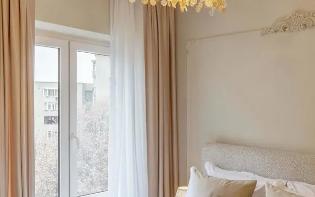 Maison Elysee - An Elegant Apartment in Piata Romana