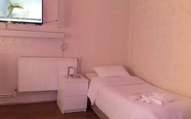 Blue Tower Suit Hotel