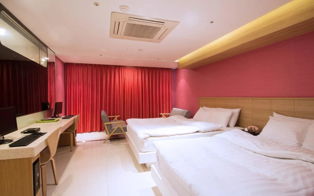 Life Style R Hotel