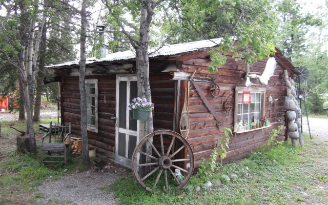 Six Mile River Resort