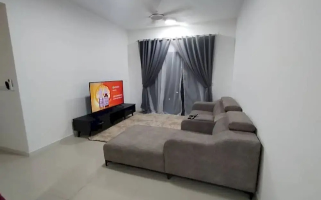 OYO 91024 Tower A & B Sensory Residence