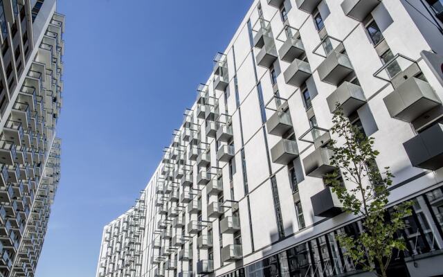 Отель Varsovia Apartamenty Kasprzaka вид на фасад