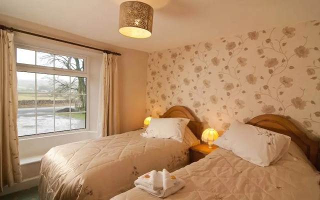 The Fat Lamb Country Inn and Nature Reserve