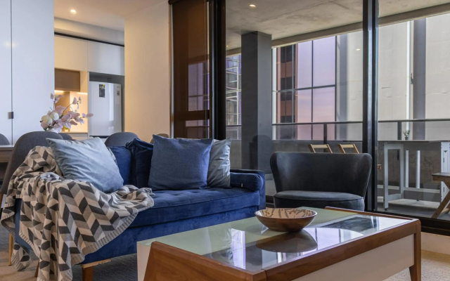Pleasant Terrace 3BR 2BA WIFI City view