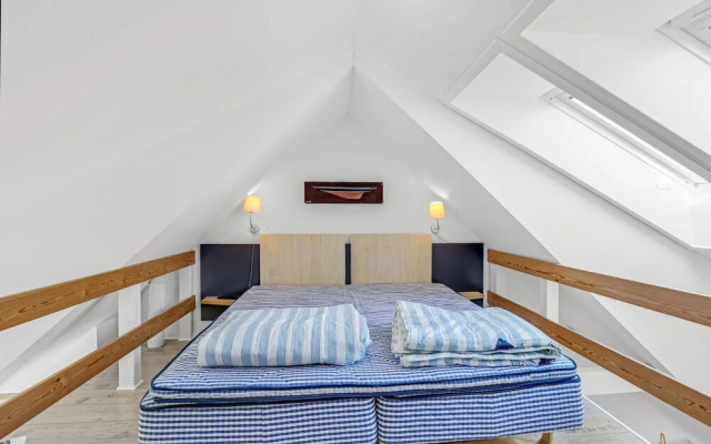 Stunning Apartment in Allinge With 1 Bedrooms and Wifi