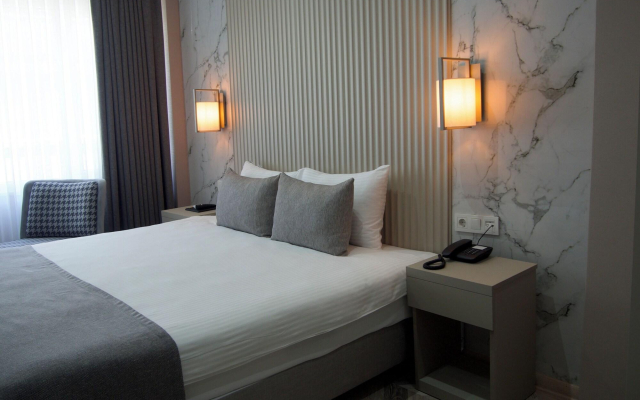 The Roomy Hotel Nisantası