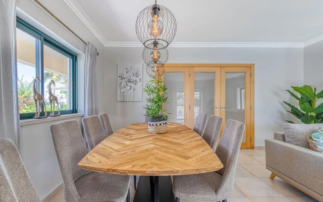 Albatroz Gorgeous Spacious Villa IN Carvoeiro