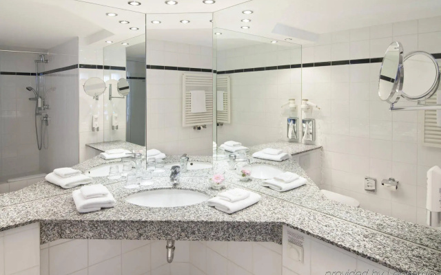 Holiday Inn Berlin City Center East Prenzlauer Berg by IHG