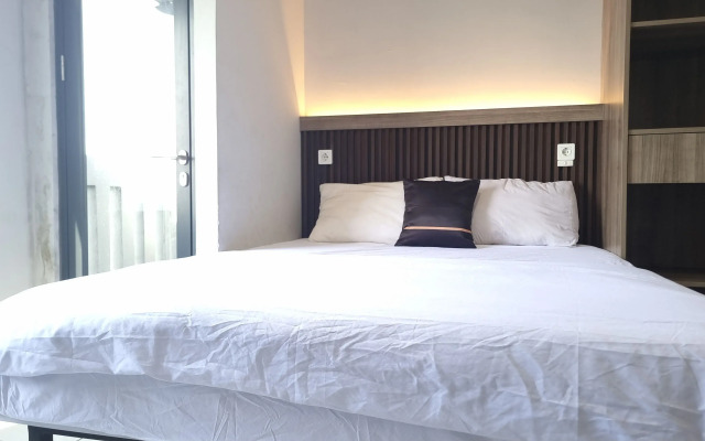 Hotel O cikarang Serviced apartment at Riverdale