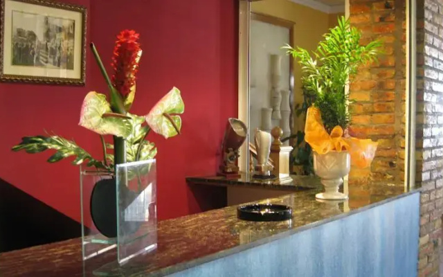 Hostal Restaurante El Surtidor
