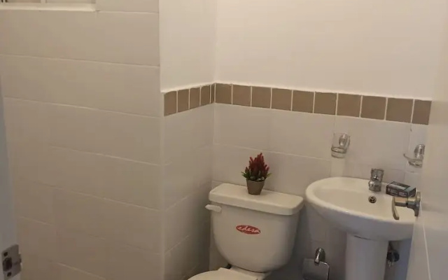 Luxurious Apartment 4to Level With Security Camera