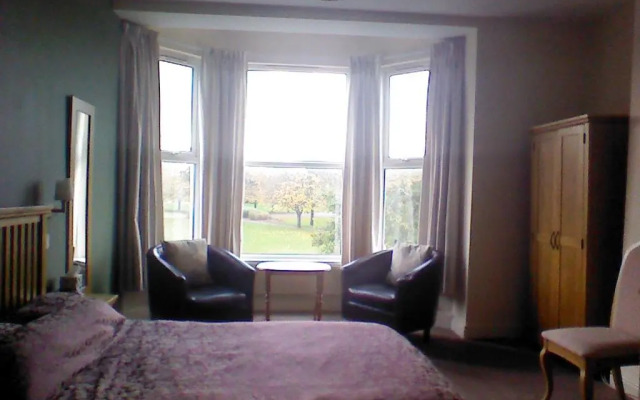 Mountbatten Hotel