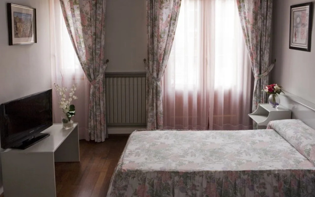 Hospedium Hotel Lleida