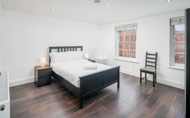 OYO Home 109 Old Nichol Street