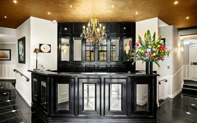 Echoes Boutique Hotel and Restaurant